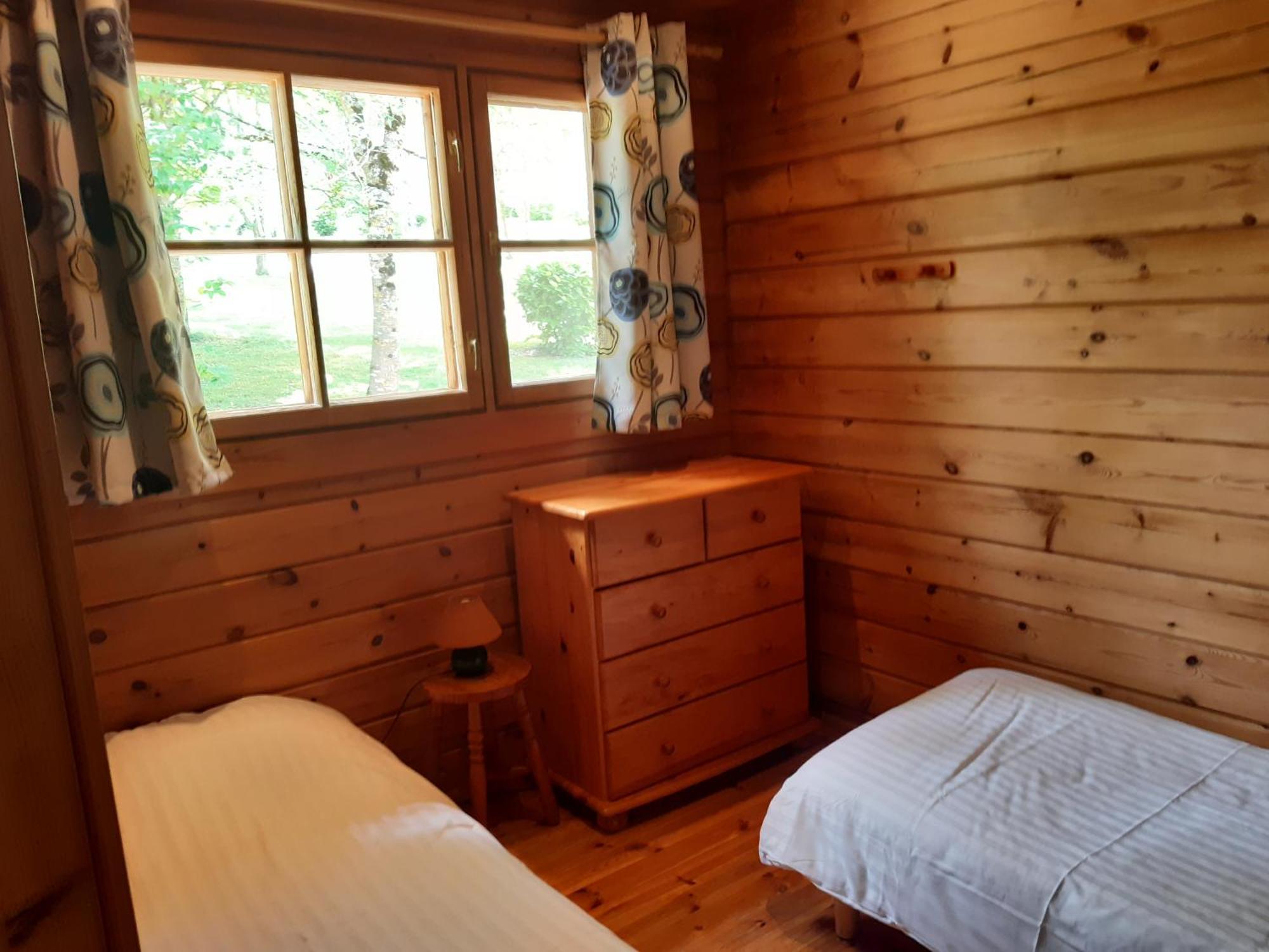Les Chalets De Grazimis Condom Exteriér fotografie